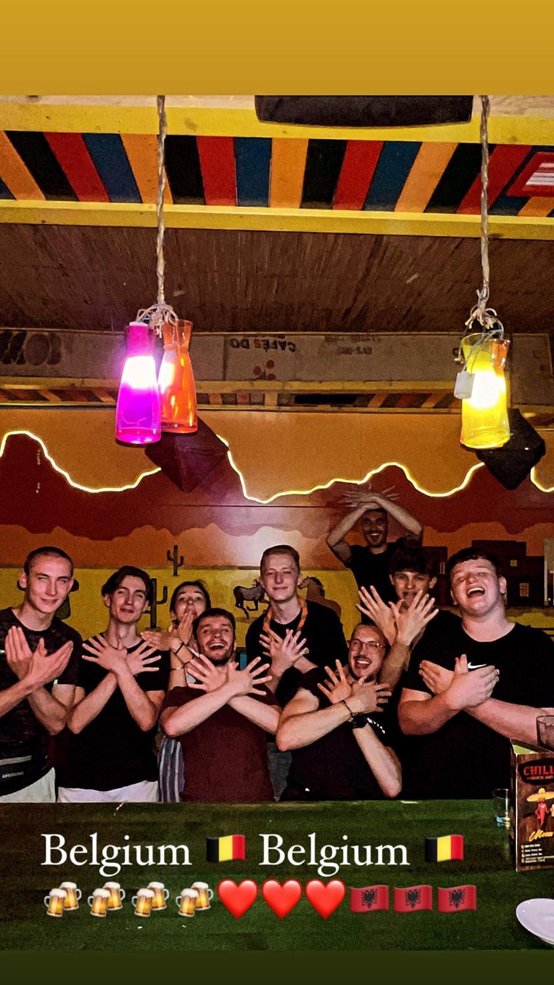 Hostel Chilli ティラナ エクステリア 写真